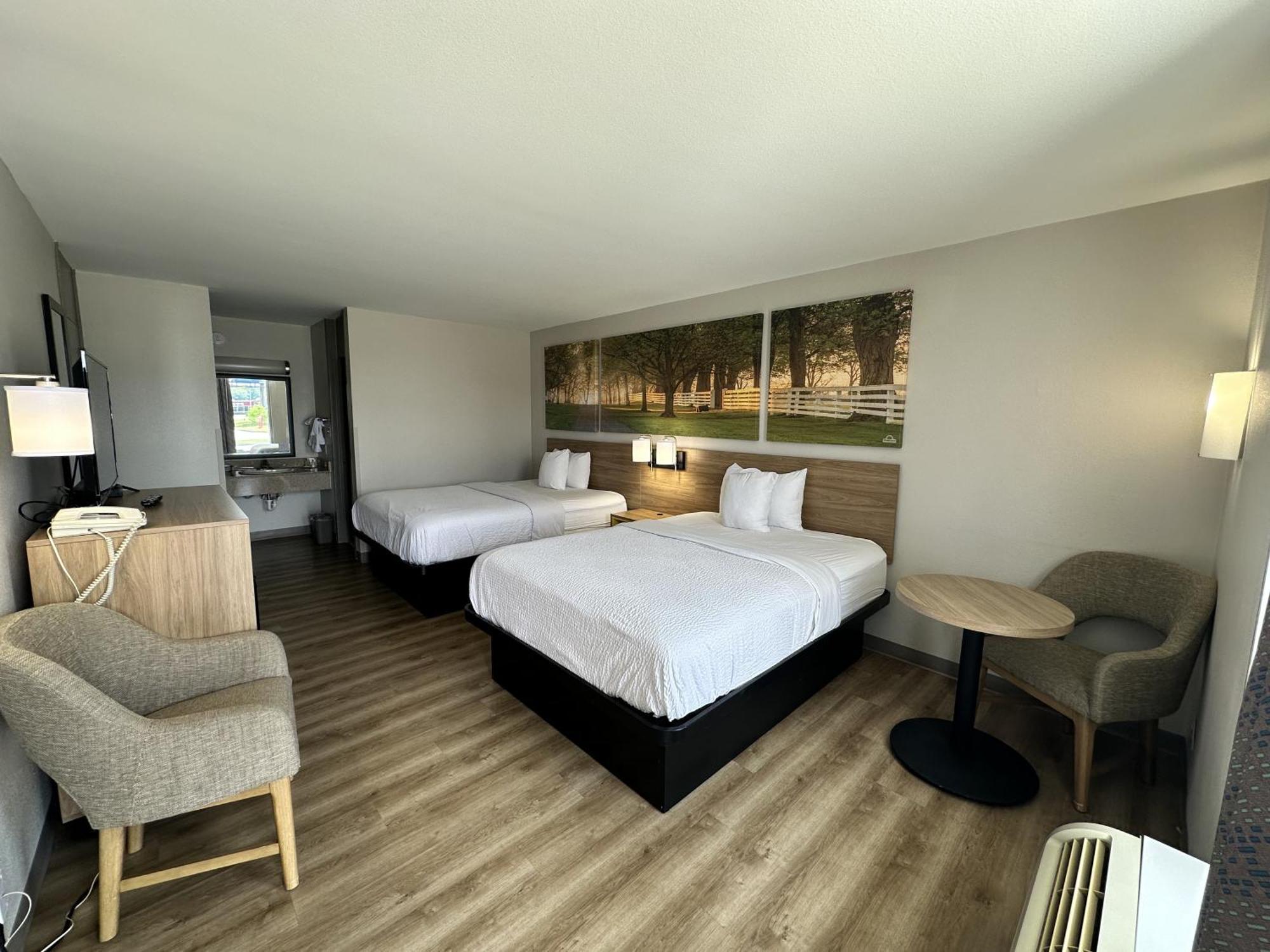 Days Inn By Wyndham Adel I-75 Exteriör bild